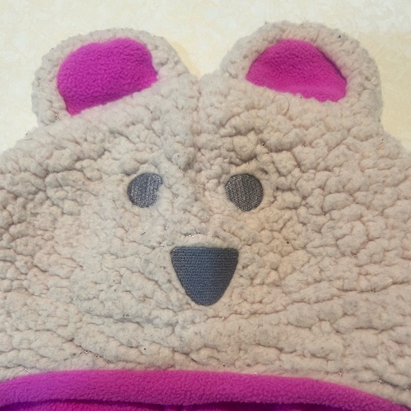 Columbia Fuzzy Bear Sherpa Beanie Hat - Picture 2 of 3